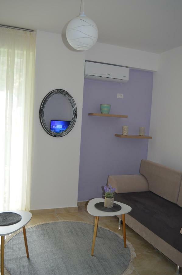 Blini Seaside Apartament Shëngjin