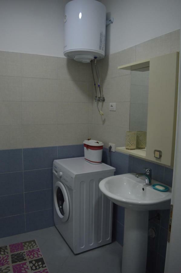 Apartament Blini Seaside Shëngjin